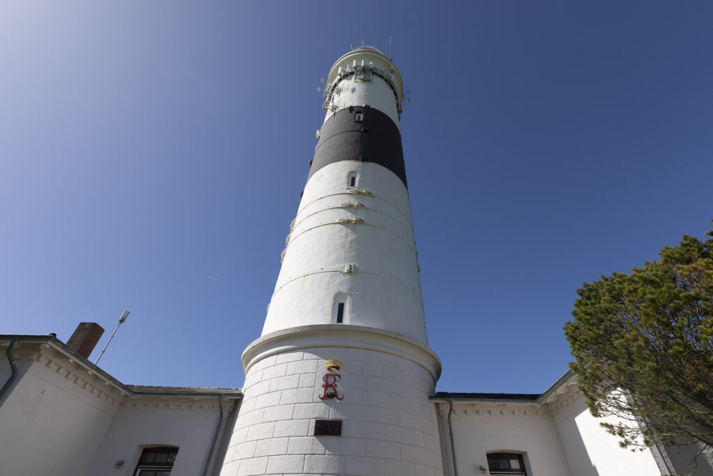 Ansicht direkt vor dem Kampener Leuchtturm 