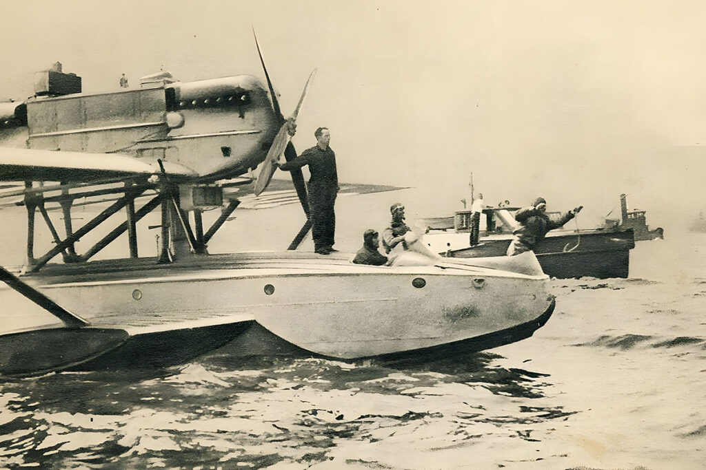 Wolfgang von Gronau hat zu Beginn der 1930er-Jahre den ersten Nonstop-Flug mit einem Wasserflugzeug von List nach New York unternommen.
Foto: DJD/Kurverwaltung List auf Sylt