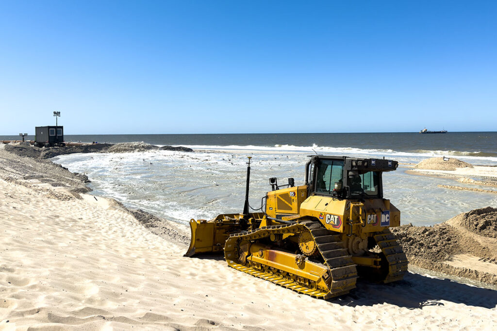 Die Modellierung wird am Strand vorgenommen