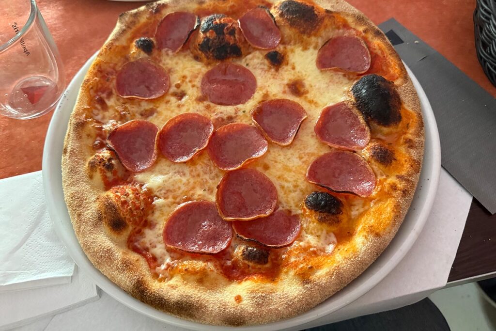 pizza salami