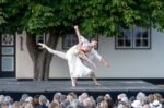 Weltballett auf Sylt: Das VERDENSBALLETT gastiert zum 9. Mal am BENEN-DIKEN-HOF in Keitum – rund 1.200 Gäste erwartet