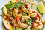 Garnelen mit Pfirsich Chili Salat & Limettenbutter